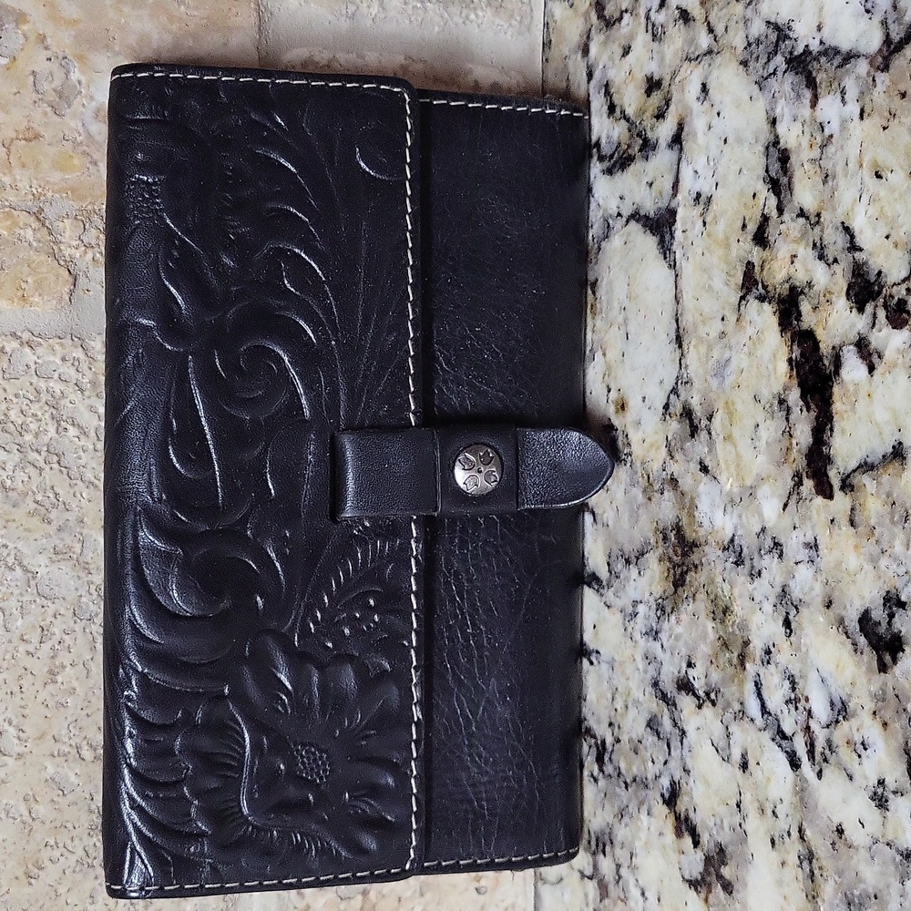 Patricia Nash Black Tooled Colli Wallet
